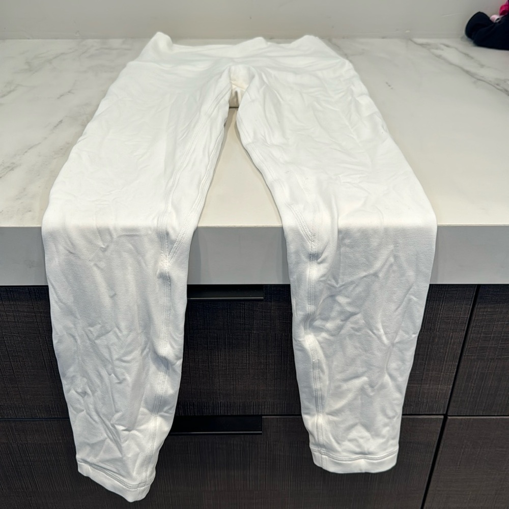 Never worn white Align leggings